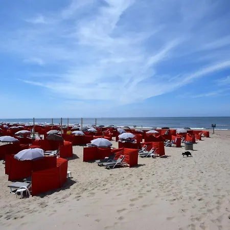Vakantiehuis With Bubble Bath In Noordwijk