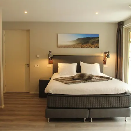 Holiday Home With Bubble Bath In Noordwijk