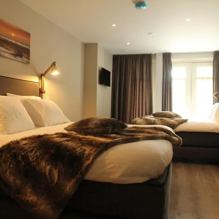 Holiday Home With Bubble Bath In Noordwijk Noordwijk