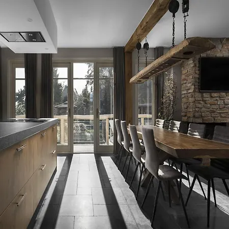 With Bubble Bath In *