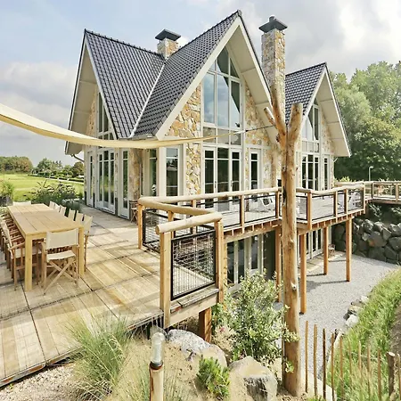 Semesterbostad Holiday Home With Bubble Bath In Noordwijk Noordwijk