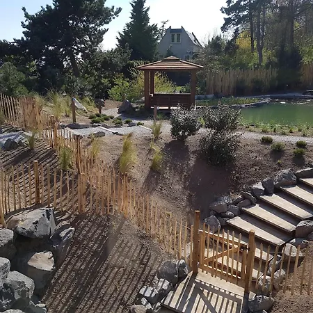 With Bubble Bath In Nyaraló *