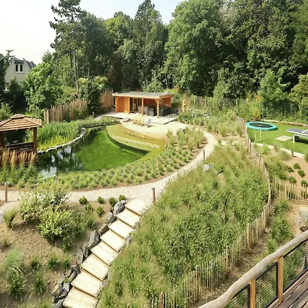 別荘 With Bubble Bath In ノールトウェイク