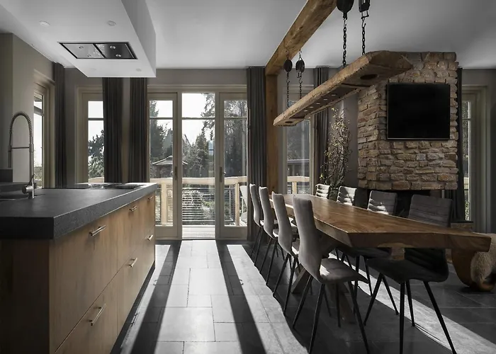 With Bubble Bath In *